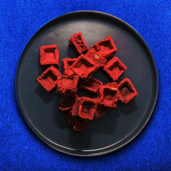 CHESTER'S STRAWBERRY DOG TREAT WAFFLES FOR MOBILITY SUPPORT
